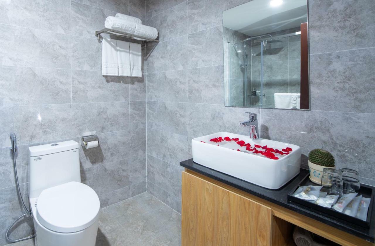 Rest Hotel & Apartment Da Nang Bagian luar foto